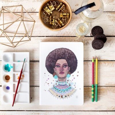 Alternative view of Esther Gili | Cuaderno Loretta - Puntos