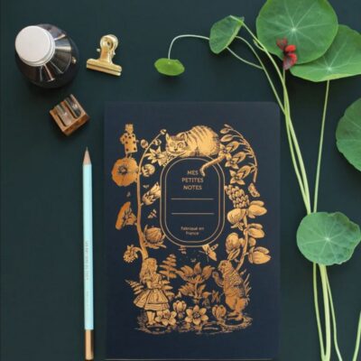 Alternative view of Les Editions du Paon | Libreta de lomo ancho - Wonderland Bleu