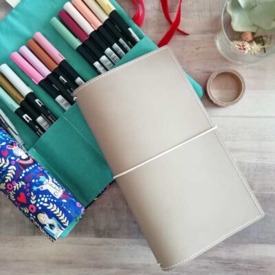 Nobuku | Traveler Notebook - Gris y Beige - Tamaño Standar