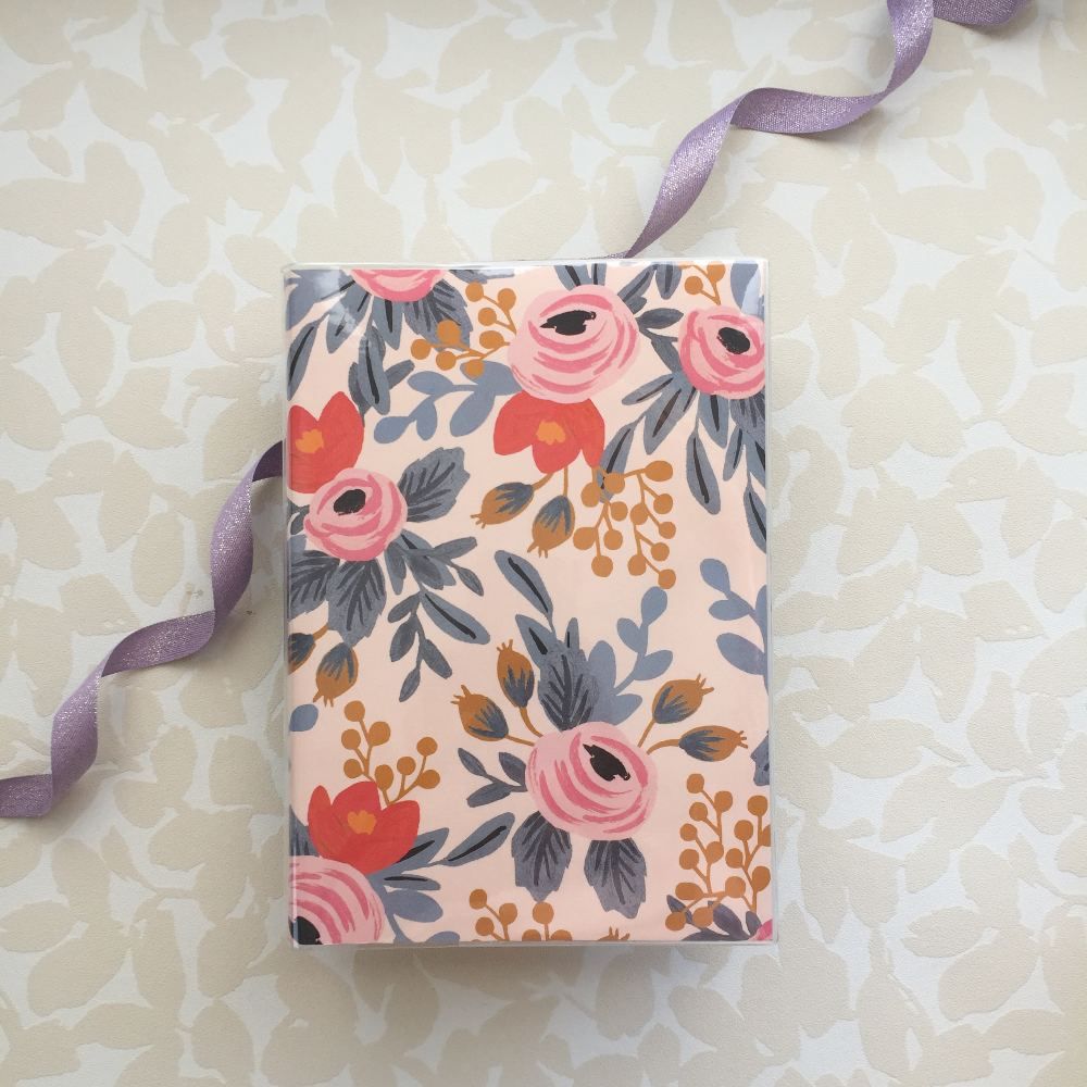 Midori | Cuaderno Codex (Gordito/día Página) con Cubierta Rifle Paper Co. - Blushing Rosa