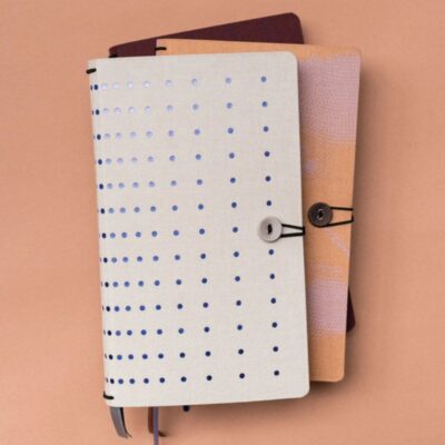 Tinne+Mia | Agenda/Planner with button 2025 - Dazzling - Imagen 2