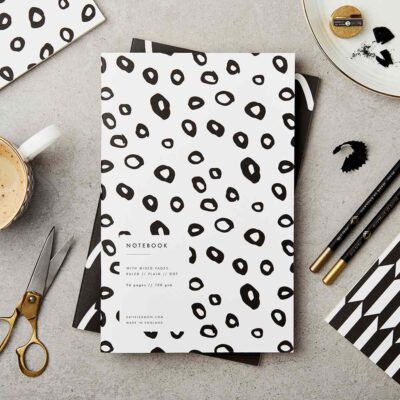 Katie Leamon | Cuaderno Blanco y Negro - Hoops
