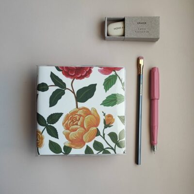 Midori | MD Notebook Cotton – A5 Square - Roses