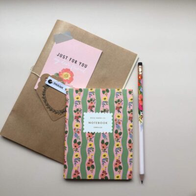 Trece ideas| Kit Pequeñas Historias - Pink Rose