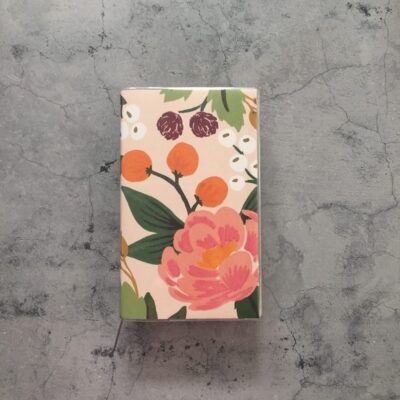 Trece ideas | Midori Paper B6 Slim - Cuadritos - Floral 4